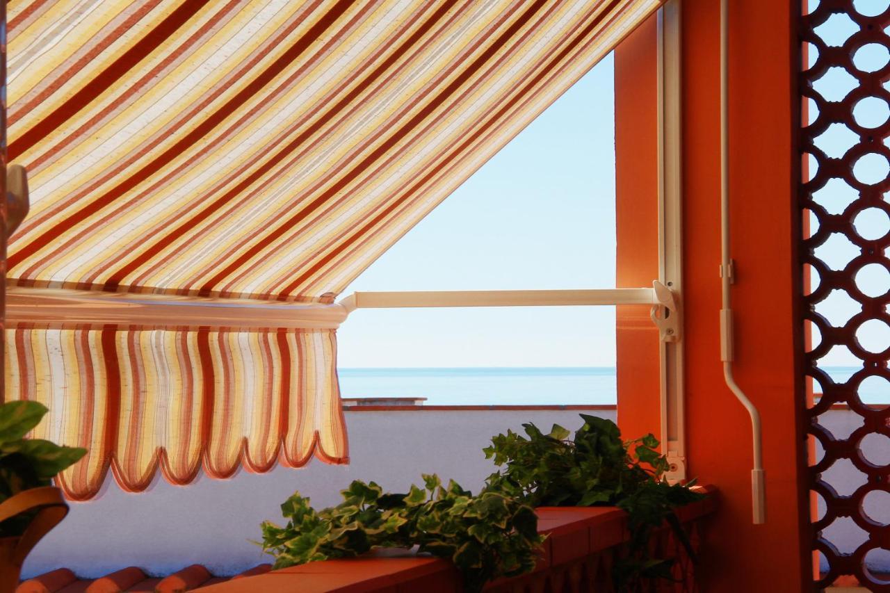 Holiday Home Arzilli Фолоника Екстериор снимка