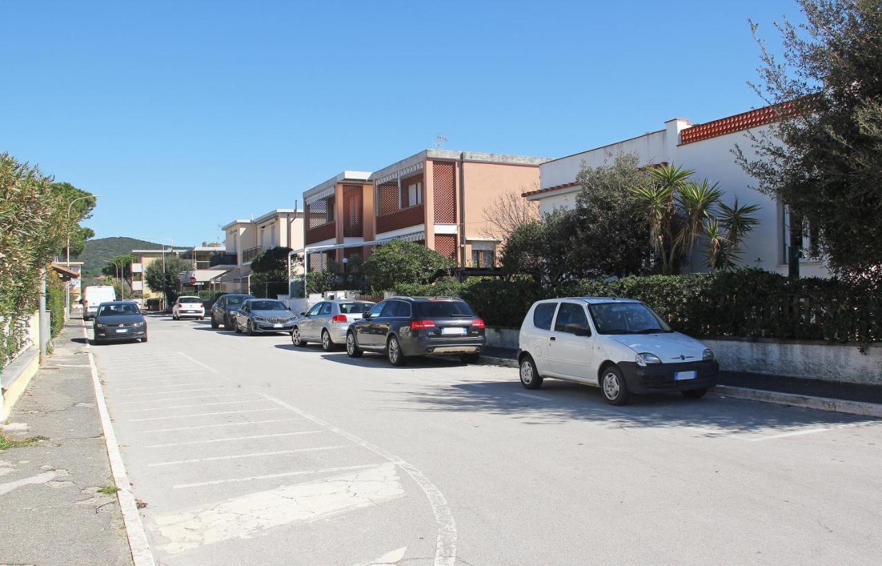 Holiday Home Arzilli Фолоника Екстериор снимка