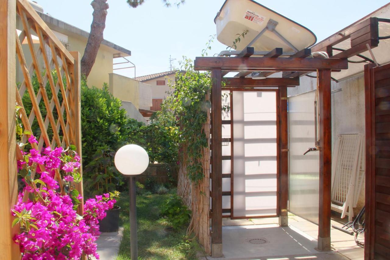Holiday Home Arzilli Фолоника Екстериор снимка