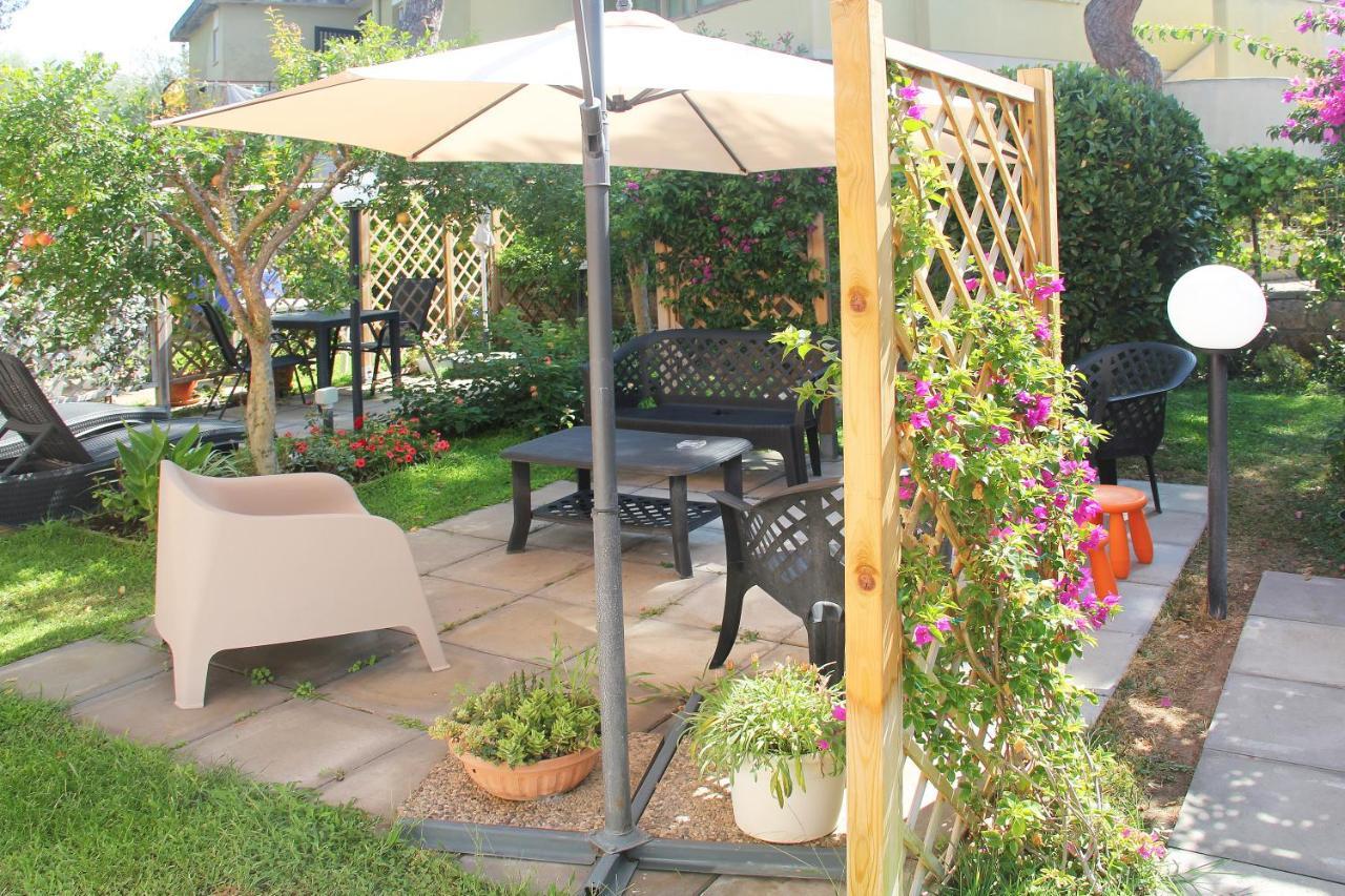 Holiday Home Arzilli Фолоника Екстериор снимка