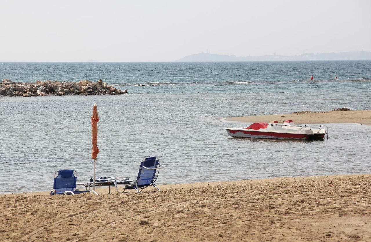 Holiday Home Arzilli Фолоника Екстериор снимка