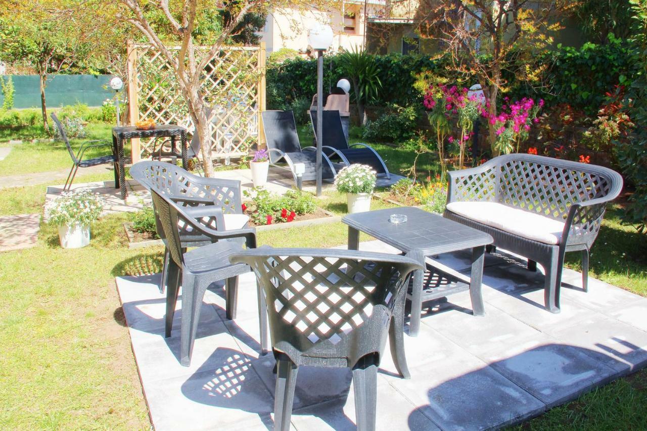Holiday Home Arzilli Фолоника Екстериор снимка